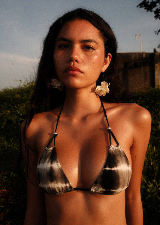 TrikTik Bikini Top // Hitam